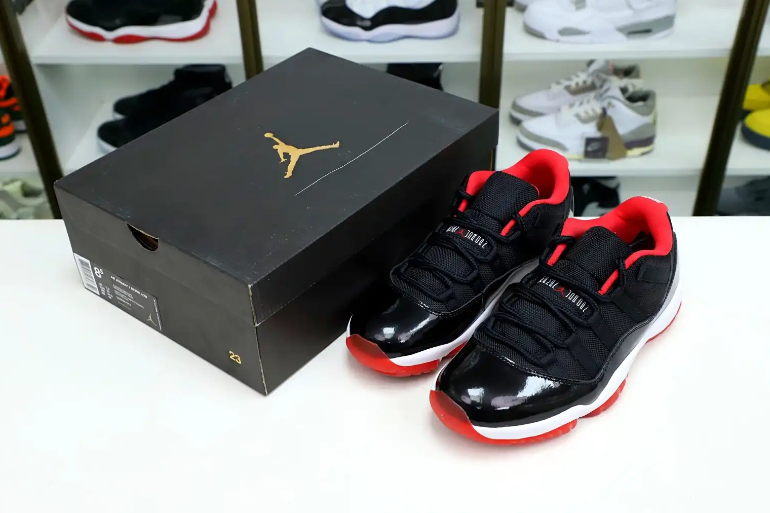 BRED RETRO 11 Kimikick JORDAN AIR LOW 0529